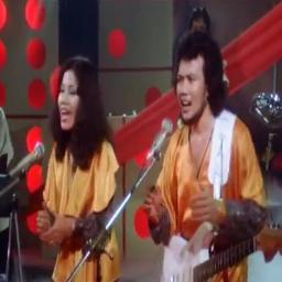 Santai Rhoma Feat Rita Sugiarto Song Lyrics And Music By Rhoma Irama