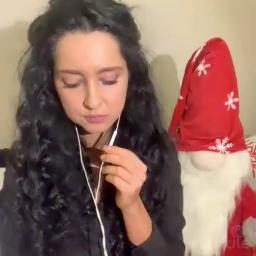 Last Christmas Song Lyrics And Music By Ariana Grande Arranged By Yaiw131 On Smule Social Singing App