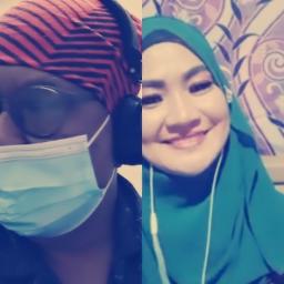 Suasana Dihari Raya Anuar Dan Elina Song Lyrics And Music By Anuar Dan Elina Arranged By Tok Cik On Smule Social Singing App