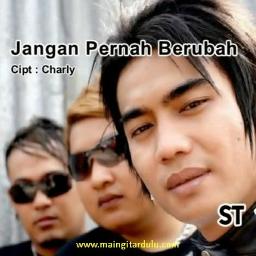 Jangan Pernah Berubah Song Lyrics And Music By St12 Arranged By Perdanacgi On Smule Social Singing App