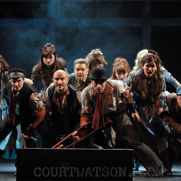 Facade With Ensemble Song Lyrics And Music By Jekyll And Hyde Arranged By Theatredistrict On Smule Social Singing App