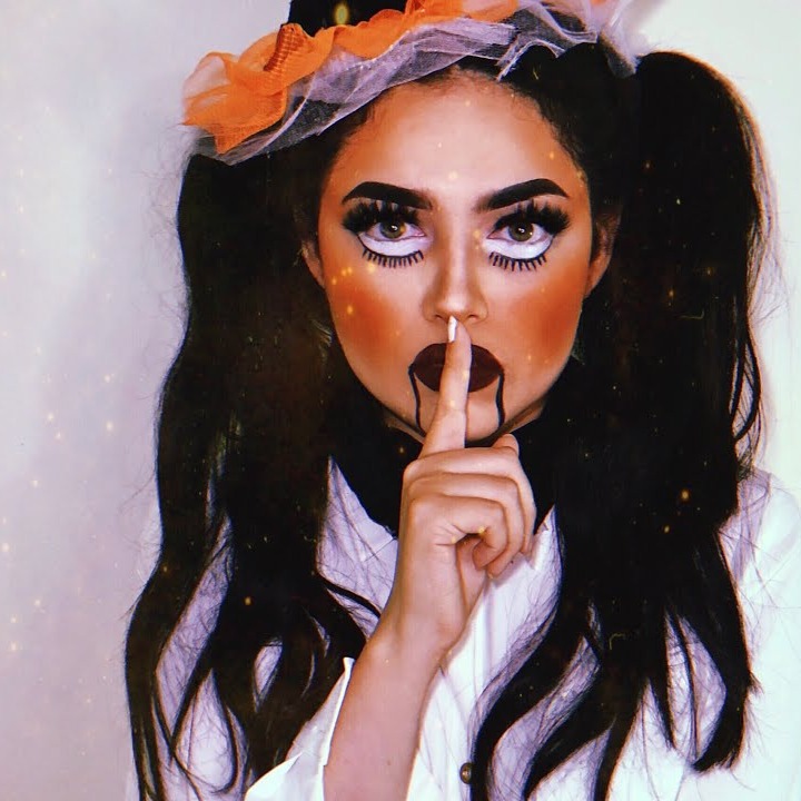 Roast Yourself Song Lyrics and Music by Kenia Os arranged by